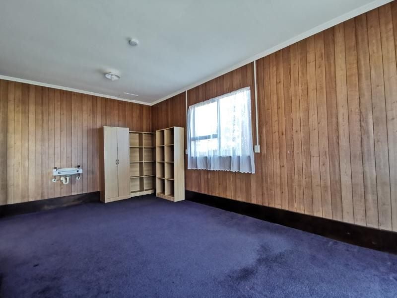 16 Arahanga Grove, Maupuia, Wellington - Carousel 20