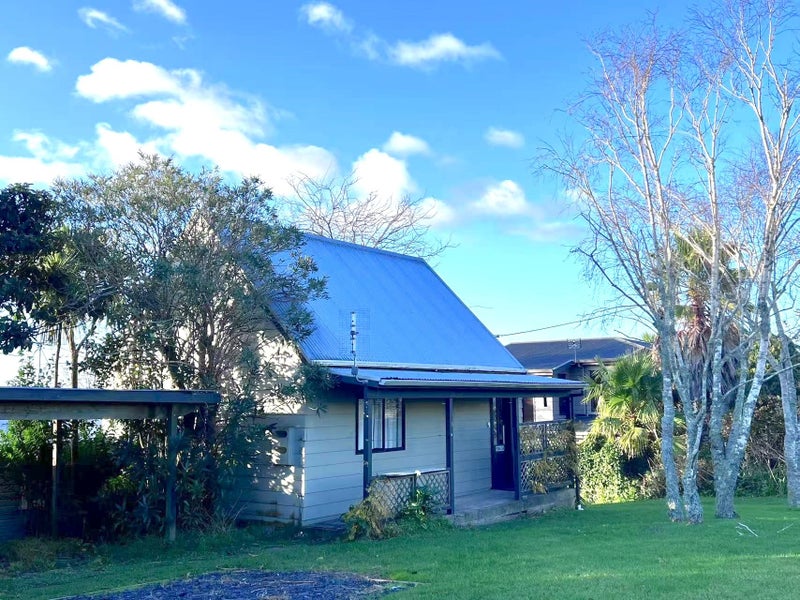 9 Wairere Road, Torbay, Auckland - Carousel 1