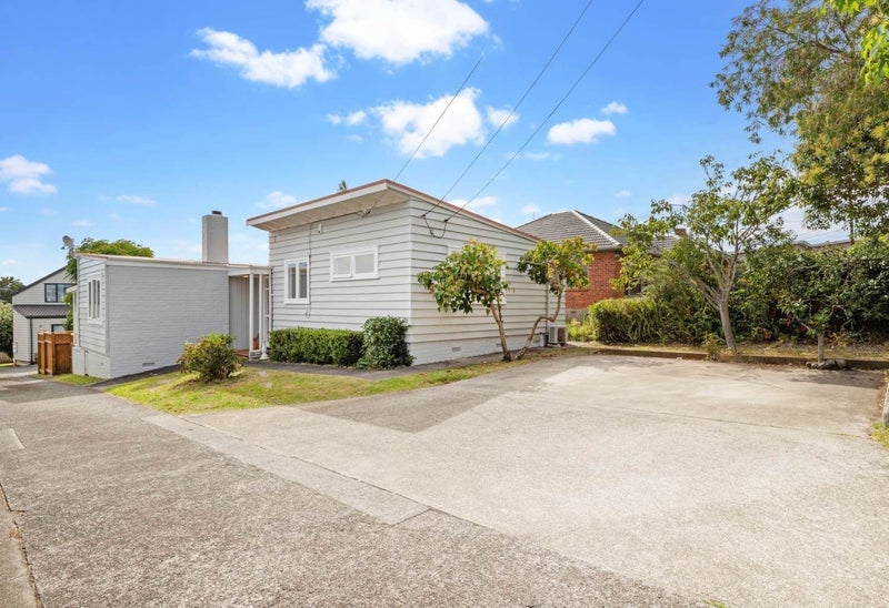 575 Hillsborough Road, Mount Roskill, Auckland - Carousel 2