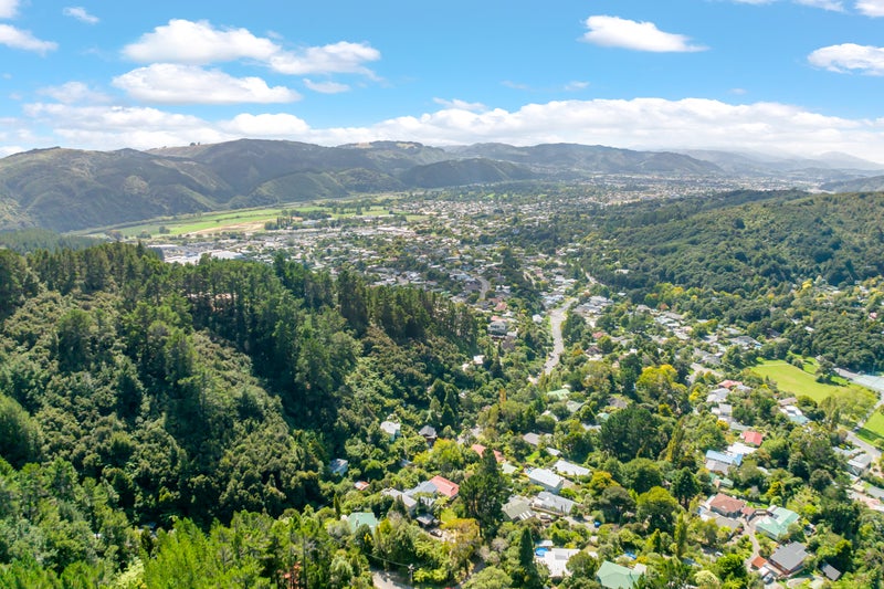 86 Wyndham Road, Pinehaven, Upper Hutt - Carousel 30