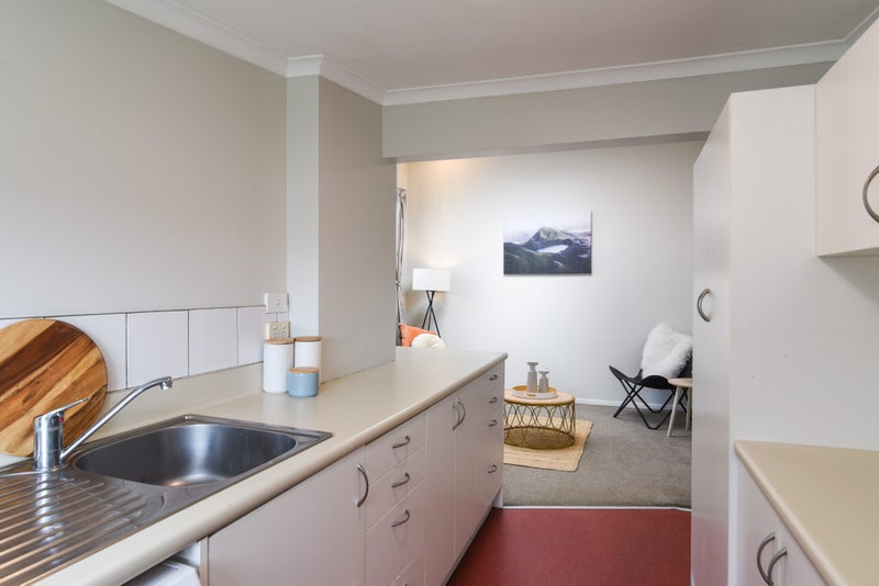 29 Pencarrow Street, Caversham, Dunedin - Carousel 1