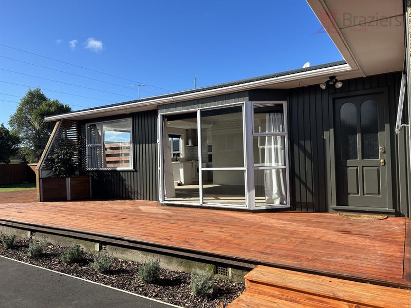 6 Pethig Place, Halswell, Christchurch - Carousel 1