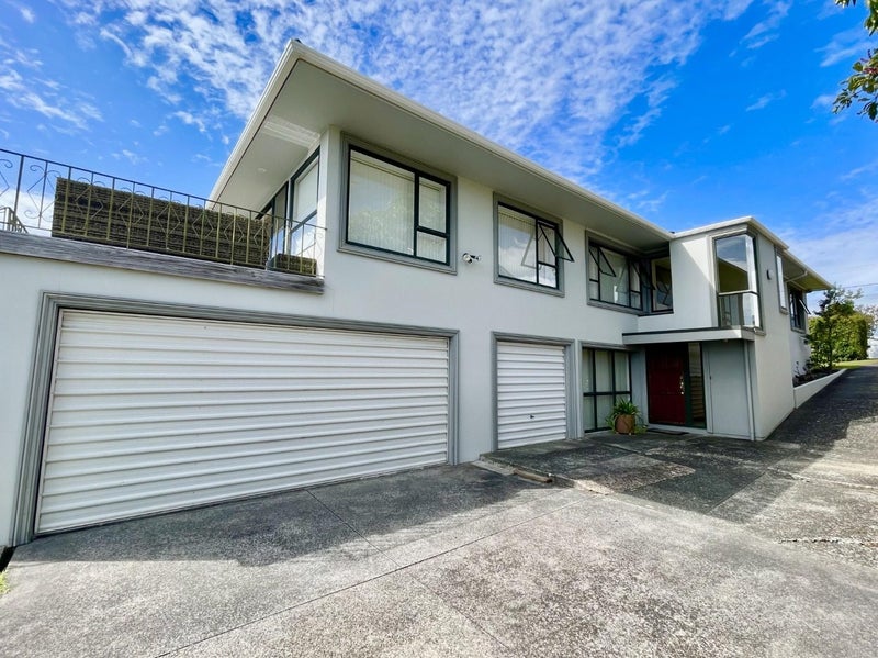 49 Gulf View Road, Murrays Bay, Auckland - Carousel 1