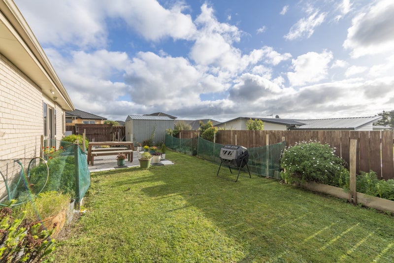 243 Mark Avenue, Grenada Village, Wellington - Carousel 13