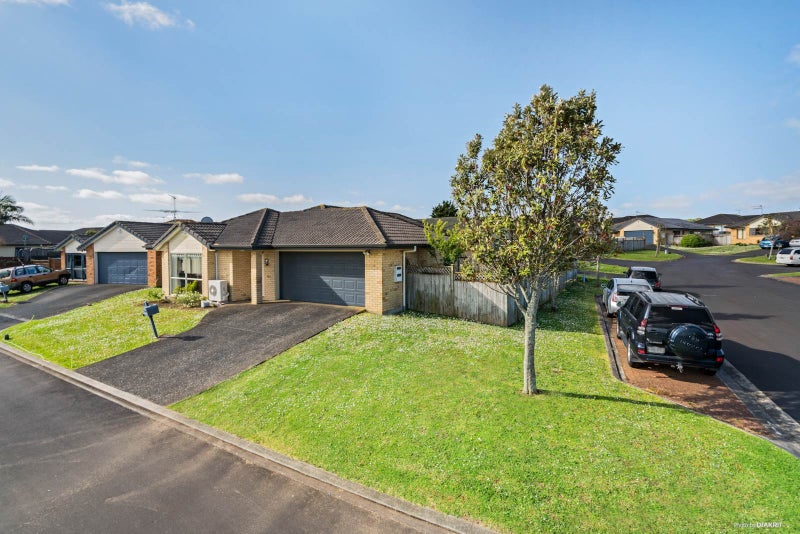 321 Mahia Road, Weymouth, Auckland - Carousel 1