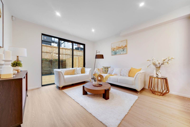 26 Hearth Street, Flat Bush, Auckland - Carousel 2