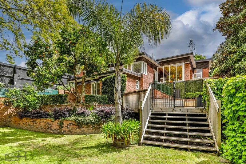 176 Gowing Drive, Meadowbank, Auckland - Carousel 1