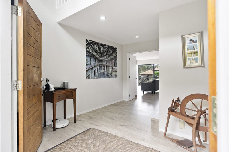 130 Onetaunga Road, Chatswood, Auckland - Carousel 2