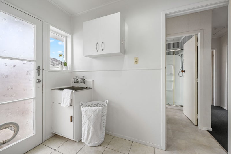 13A Winter Street, Fairfield, Hamilton - Carousel 13