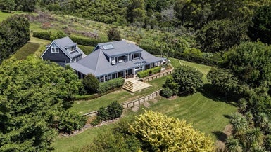 154A Munro Road, Tauranga - Carousel 1