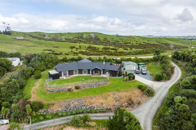 99 Lawrence Road, Kaiwaka - Carousel 2