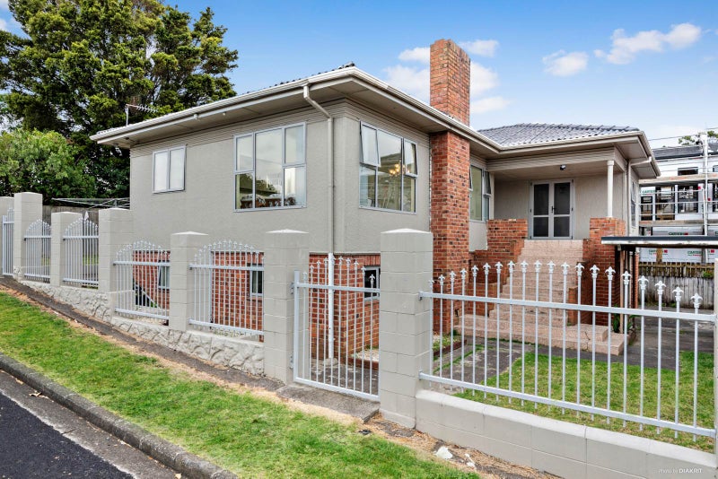 3/75 Kolmar Road, Papatoetoe, Auckland - Carousel 1