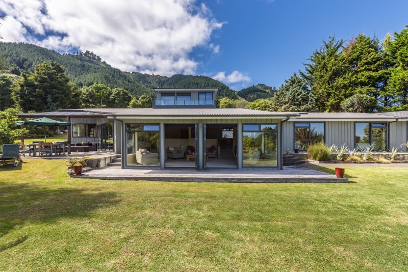 37 Hadfield Road, Peka Peka - Carousel 1