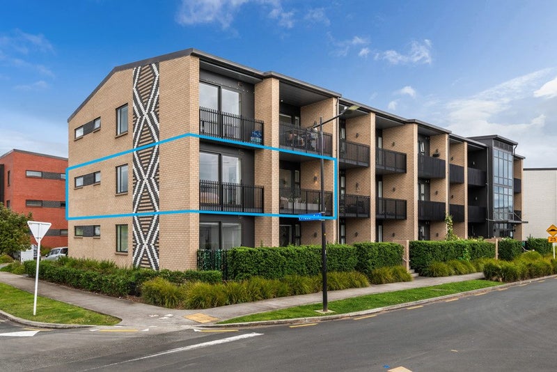 G08/0 Fraser Avenue, Northcote, Auckland - Carousel 1