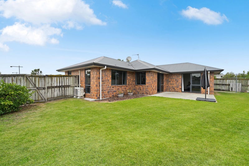11 Chesham Street, Rototuna North, Hamilton - Carousel 2