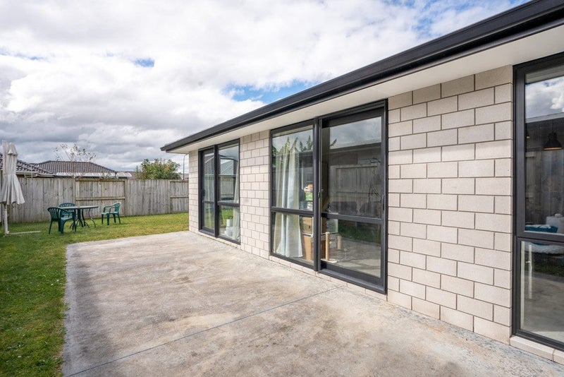 17 Briannarose Drive, Fitzroy, Hamilton - Carousel 9