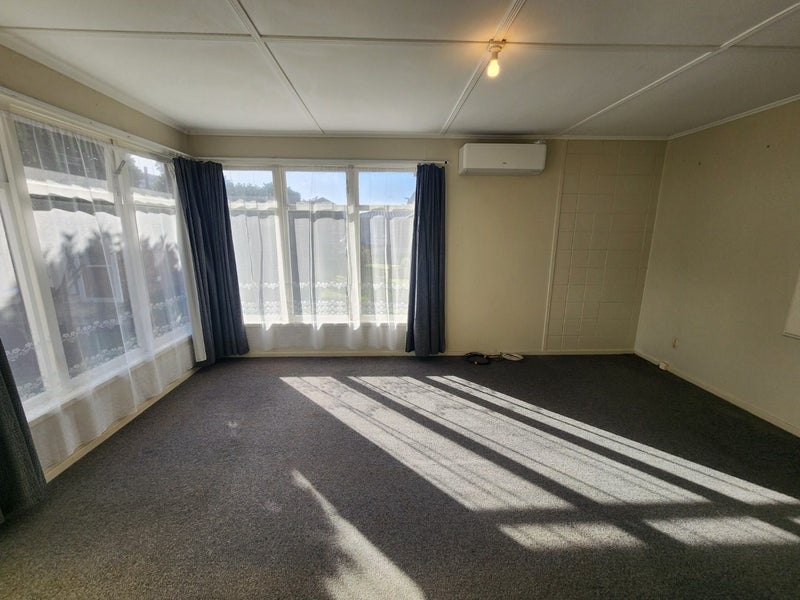 26A Erson Avenue, Royal Oak, Auckland - Carousel 2