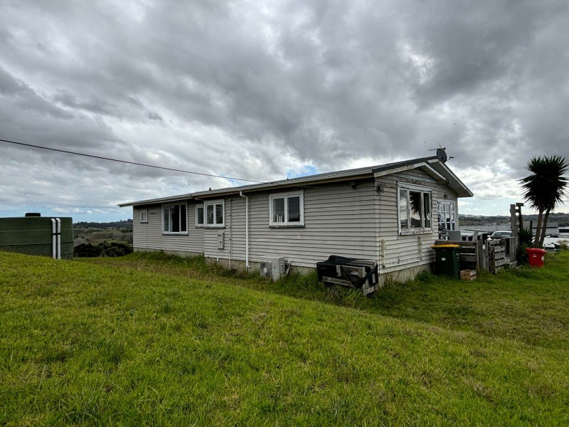 7 Waterloo Road, Silverdale, Silverdale - Carousel 2