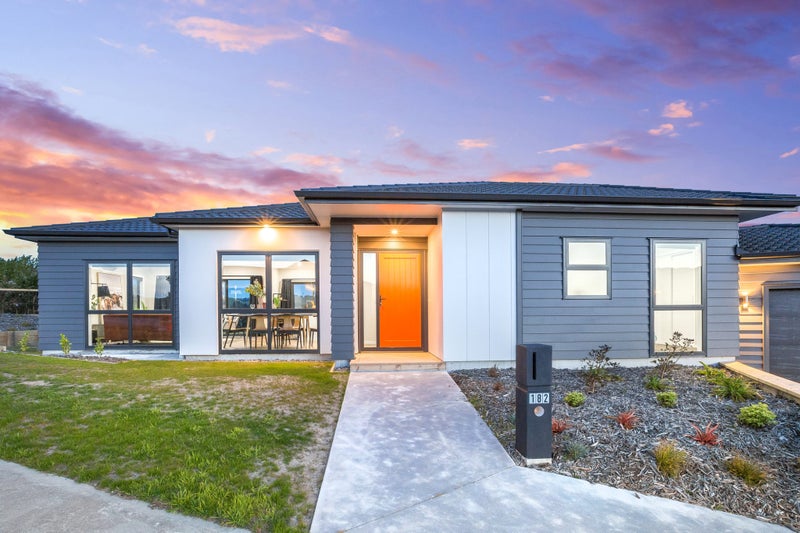 182 John Burke DR, Aotea, PORIRUA - Carousel 2