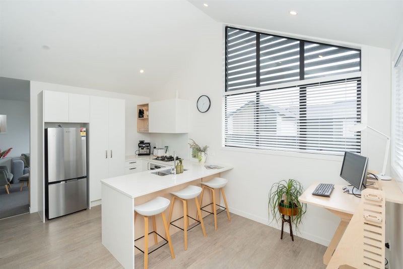 5/81 Storey Avenue, Forest Lake, Hamilton - Carousel 2