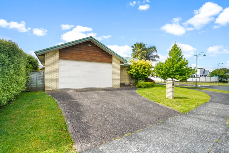 2 Milbrook Place, Chartwell, Hamilton - Carousel 2