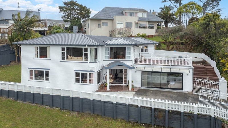 35 Endeavour Street, Blockhouse Bay, Auckland - Carousel 1