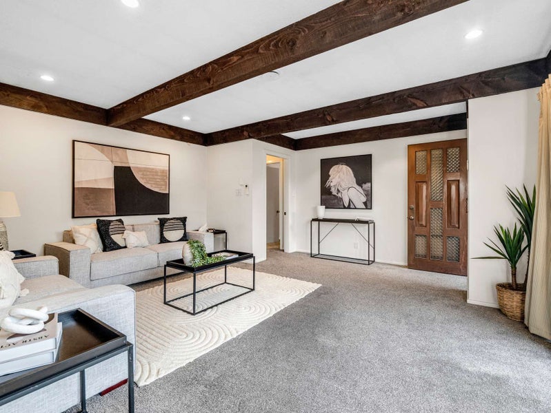 17 Masham Road, Broomfield, Christchurch - Carousel 1