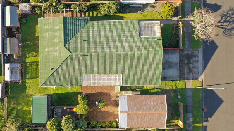 10 Karina Road, Merrilands, New Plymouth - Carousel 27