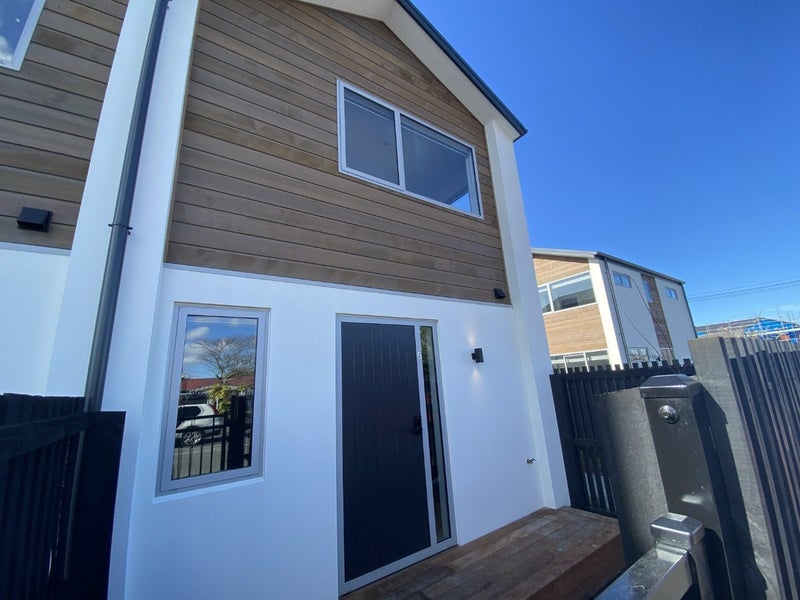 5/27 Sails Street, Papanui, Christchurch - Carousel 1