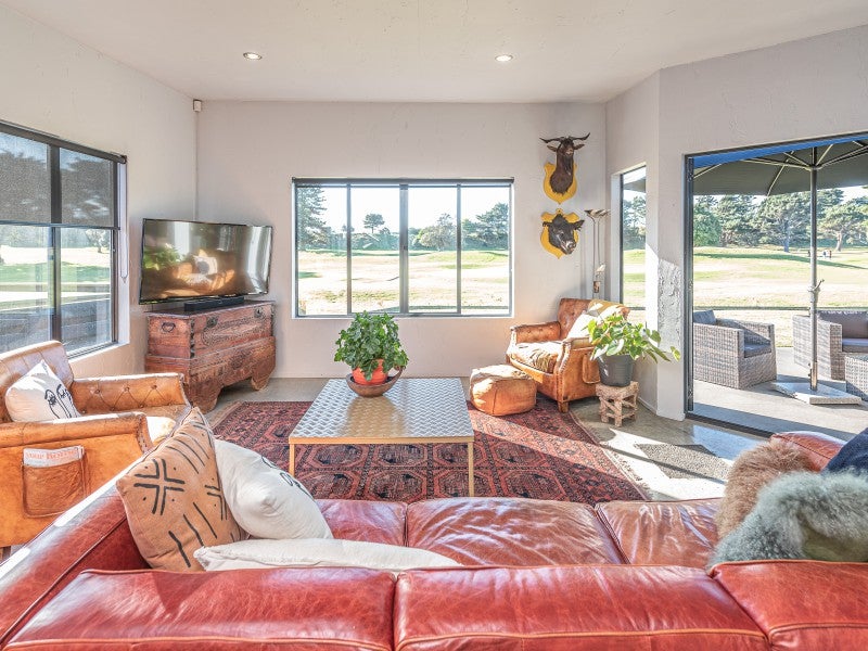 21 Golf Vue Place, Castlecliff, Whanganui - Carousel 2