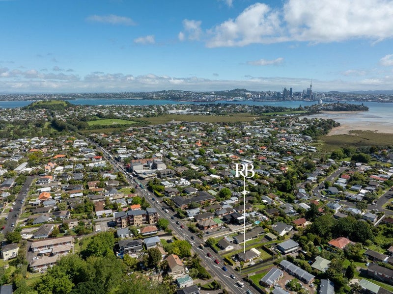 103 Lake Road, Belmont, Auckland - Carousel 22