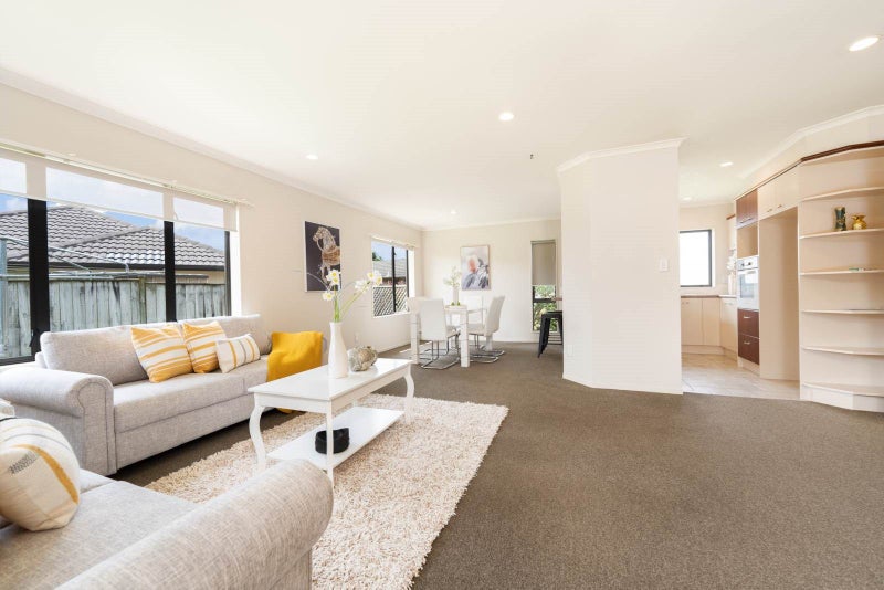 33A Belcoo Crescent, East Tamaki, Auckland - Carousel 2