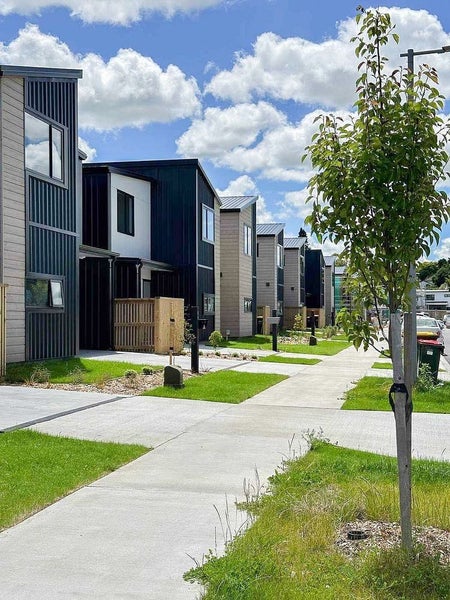 8 Selkirk Lane, Hamilton Lake, Hamilton - Carousel 17