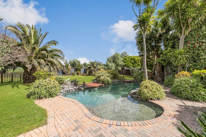 96 Hatton Road, Waiuku - Carousel 2