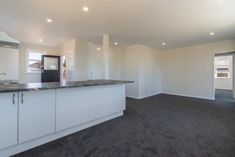 6 Portchester Street, Aranui, Christchurch - Carousel 2