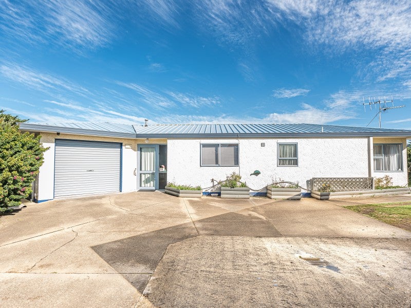 31B Moore Avenue, Tawhero, Whanganui - Carousel 1