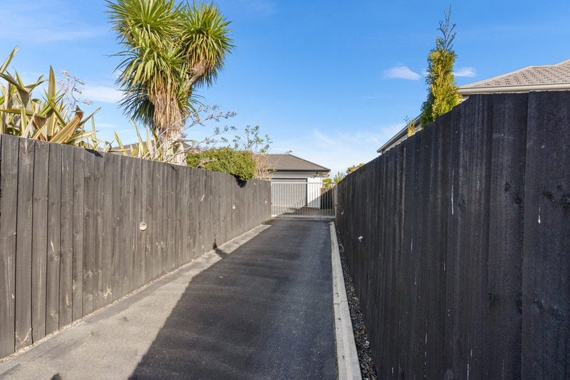 10 Brightstone Crescent, Aranui, Christchurch - Carousel 25