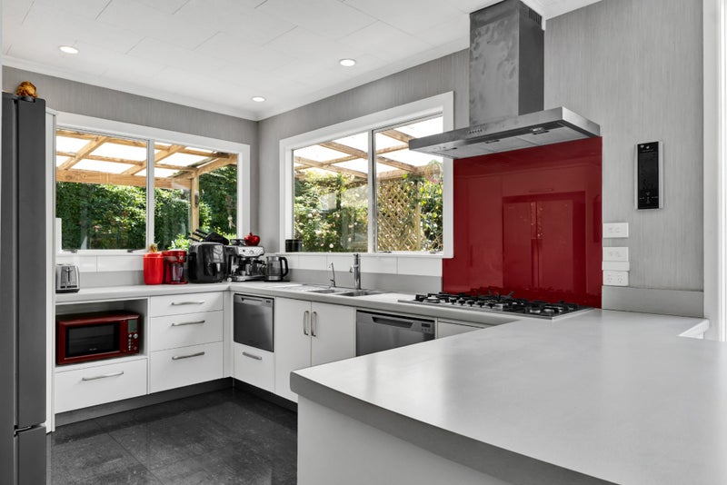 1147 Rowan Road, Mahoe, Stratford - Carousel 1