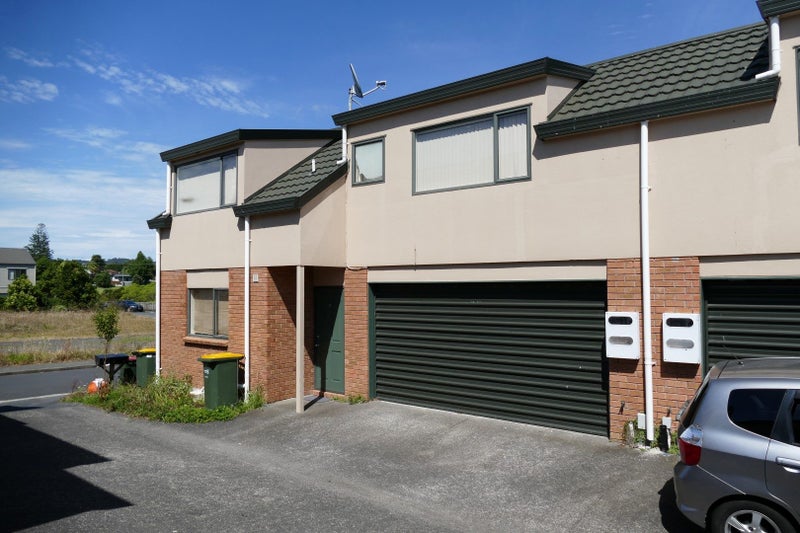 15/1 Melview Place, New Lynn, Auckland - Carousel 2