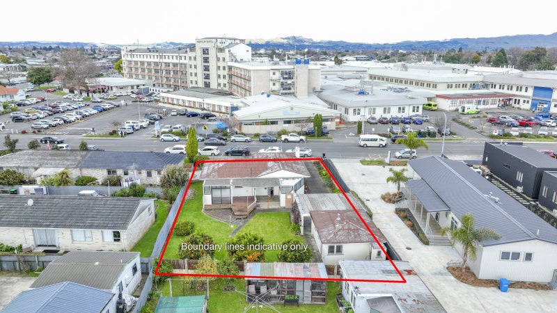 107 Canning Road, Camberley, Hastings - Carousel 1