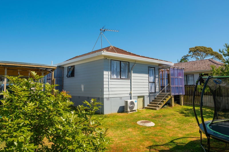 2/53 Coombe Avenue, Otara, Auckland - Carousel 1