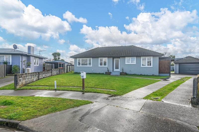 27 Battersea Place, Roslyn, Palmerston North - Carousel 1