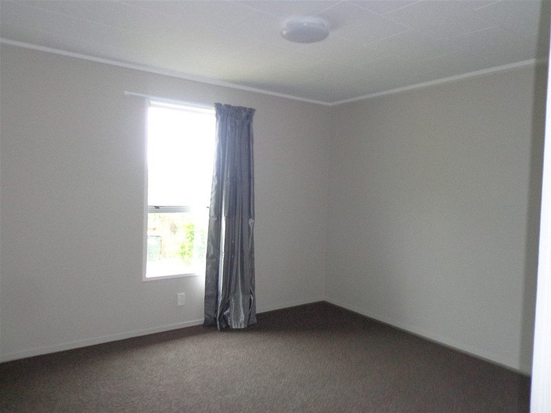 32 Glennandrew Drive, Half Moon Bay, Auckland - Carousel 9