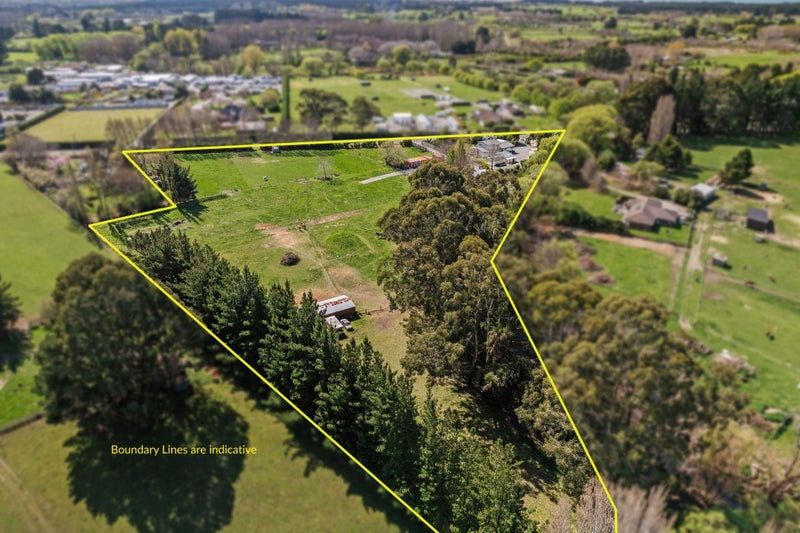 196 Belfast Road, Belfast, Christchurch - Carousel 36