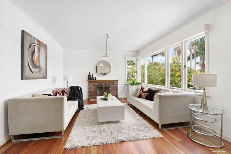 24 Alexander Avenue, Torbay, Auckland - Carousel 2
