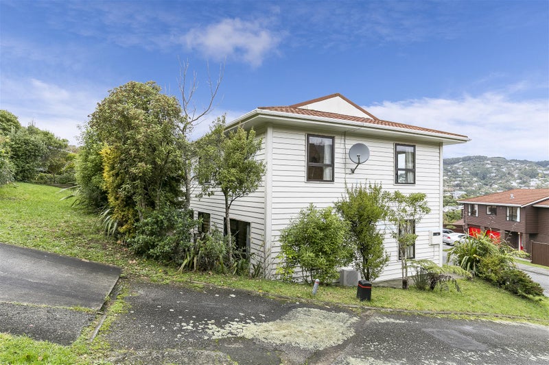 35 Thatcher Crescent, Crofton Downs, Wellington - Carousel 2
