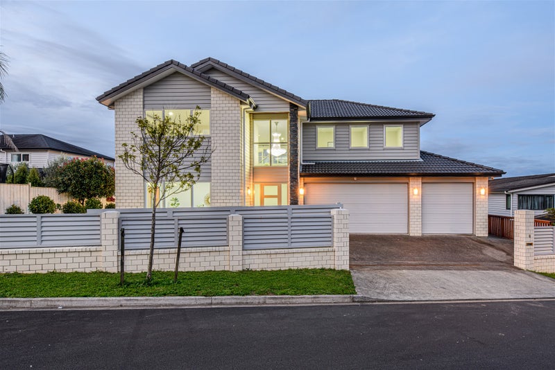 6 Syrah Crescent, Ranui, Waitakere - Carousel 1