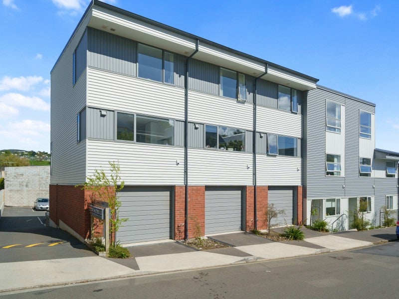 4/24 Princess Terrace, Newtown, Wellington - Carousel 2