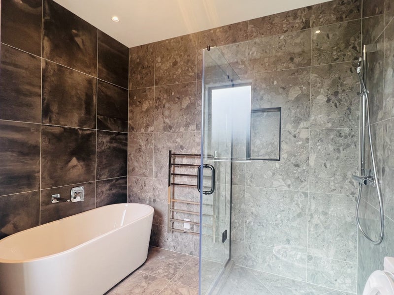 8 Kumukumu Road, Long Bay, Auckland - Carousel 20