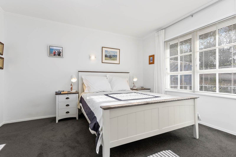 2/9 Stanley Avenue, Milford, Auckland - Carousel 11